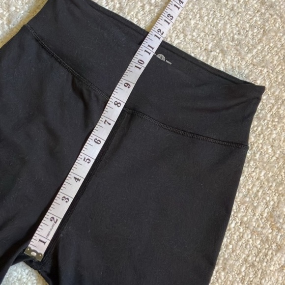 🧘🏻‍♀️ SO SIZE SMALL BLACK HIGH RISE LEGGINGS - Picture 7 of 12
